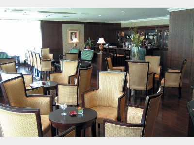 カフェバー「ボルサリーノ」