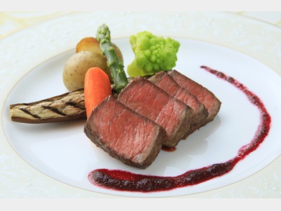 夕食イメージ　 男性女性問わず、ご満足いただける1皿です。