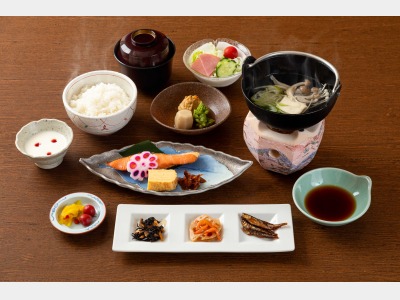 朝食一例