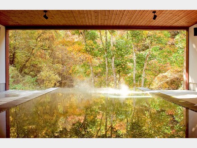 立ち湯「雪月花」　紅葉・黄葉