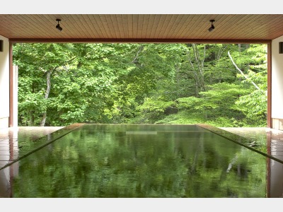 立ち湯「雪月花」　新緑・初夏