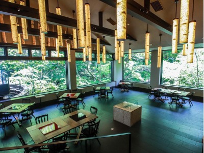 信州ダイニング「TOBIRA」