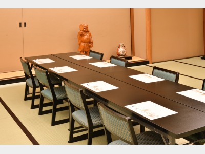 お食事会場イメージ