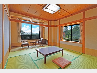 和室8畳　トイレ付　