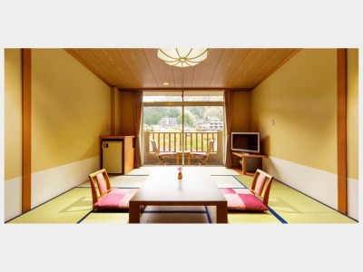 「心の館」和室客室一例