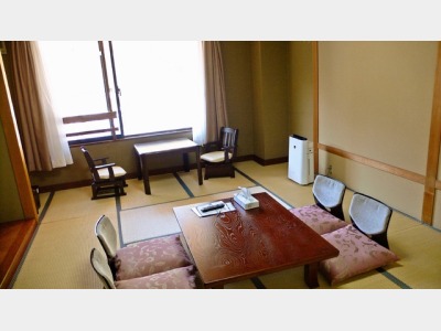 和室10畳 客室一例