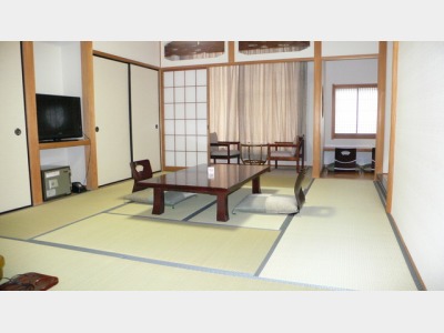 禁煙室　10畳　客室一例