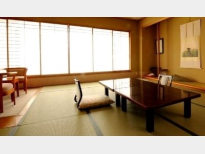 そよ風館　和室