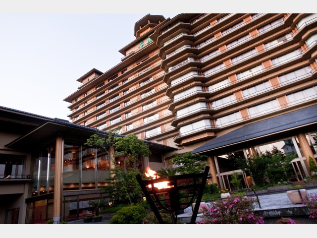 白玉の湯　華鳳 華鳳外観（庭園より）