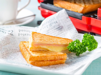 朝食バイキング　ホットサンド