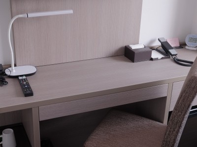 洋室　デスクイメージ