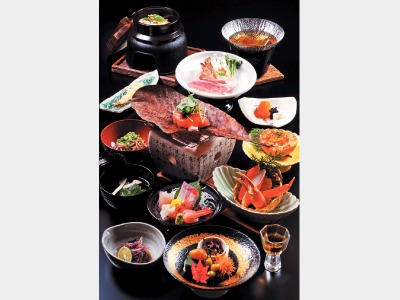 夕食　日本海和会席膳　一例