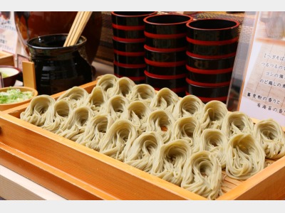 郷土料理（へぎ蕎麦）