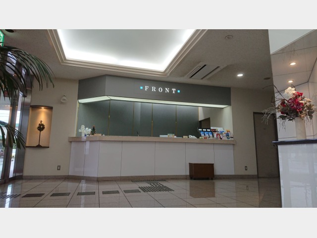 ホテルリバーイン フロント