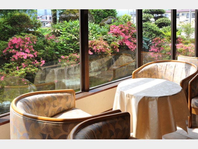 旬彩の庄　坂戸城 ラウンジ