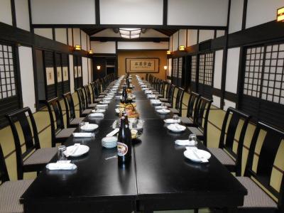 曲輪＿イス・テーブル