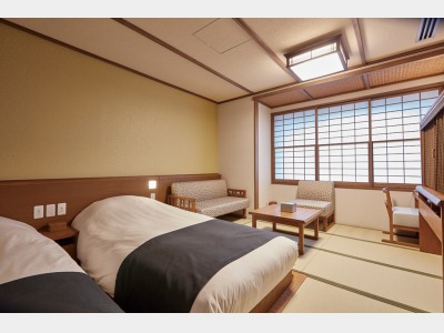 和室フォースの一例　ベッド4台利用となります。