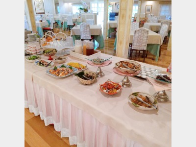 朝食バイキング