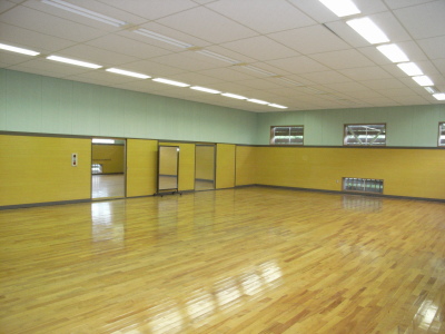 多目的ホール（冬期閉鎖）