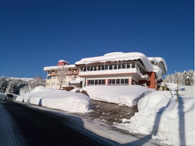 �V���g�[�e����{���̊O��