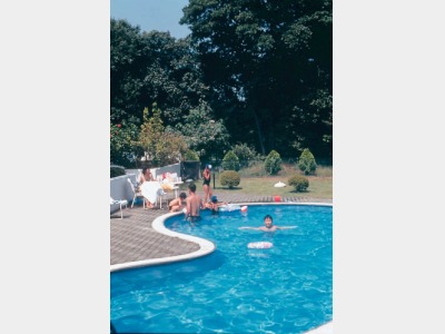 プール（夏期のみ営業）