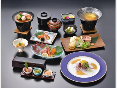 夕食イメージ　金目鯛付和食膳