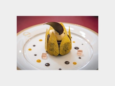 夕食フランス料理イメージ