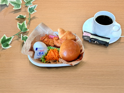 軽朝食「パンBOX」