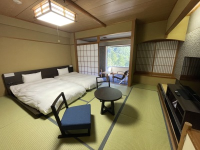 【禁煙】和室（１０畳）ベッド２台（一例）