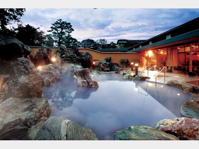 金太郎温泉 庭園大露天風呂