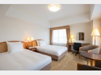 �f���b�N�X�c�C���i���j