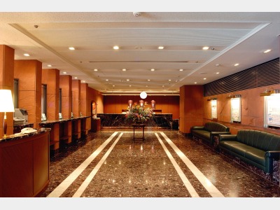 ホテル1階ロビー