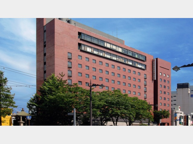 富山マンテンホテル 外観