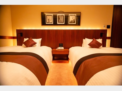 客室一例（スイートベッドルーム2）