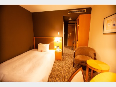 客室一例（コンフォートセミダブル）