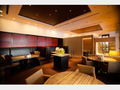 ソファーダイニング