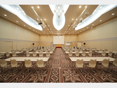 ロイヤルホール