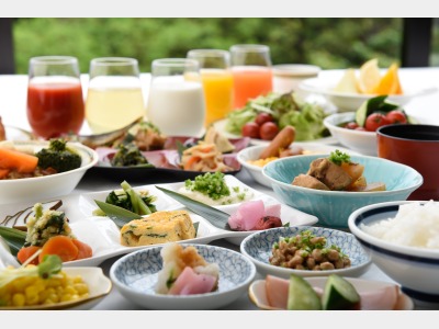 朝食バイキング