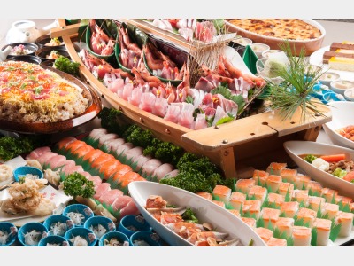 夕食バイキング