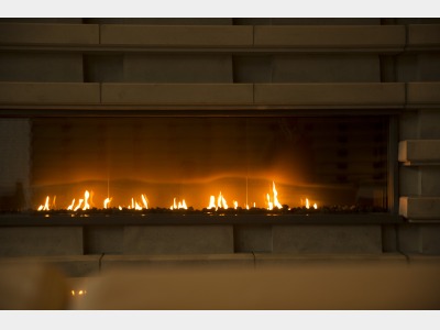 メインロビー　暖炉