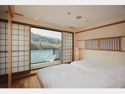 本館  デラックス  くり 306号室