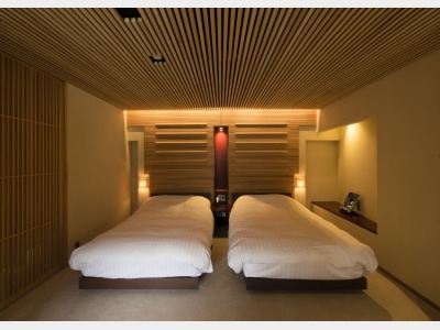 本館  モダンスイート 月 303号室