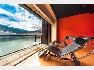 本館　ラグジュアリースイート　胡蝶　301号室