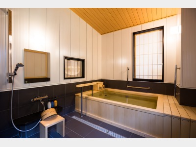 内風呂付和洋室　天の川　風呂一例