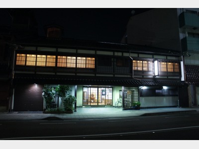 すみよしや旅館　夜