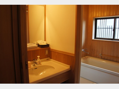 12畳バストイレ付