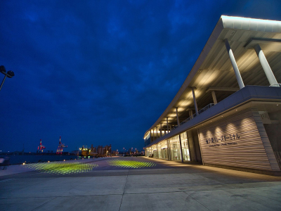 ■金沢港クルーズターミナル｜金沢の海の新しい玄関口《ホテルから車で20分》<写真提供:金沢市>