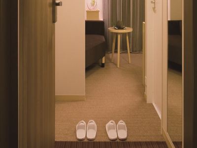 ■シューズオフスタイル-靴を脱いでくつろげるお部屋で心地よい眠りを演出します