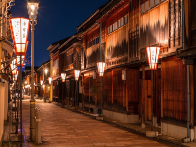 ■ひがし茶屋街｜和の趣を感じる茶屋街のひとつ《ホテルから徒歩20分》