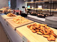 yBANKERS STREET CAFEzH C[W